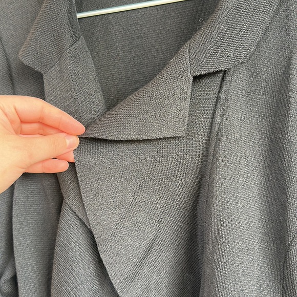 PRICE FIRM!!! St. John Caviar ruffled cardigan sweater - Picture 4 of 5